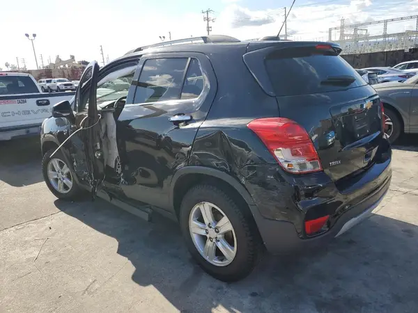 3GNCJLSB6HL186532 2017 CHEVROLET TRAX - Image 2