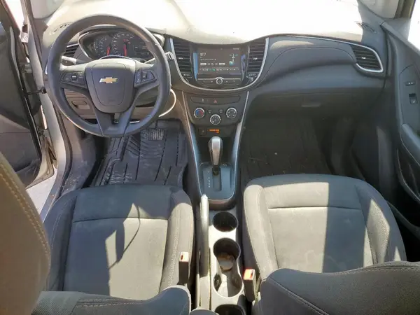 3GNCJLSB6HL188040 2017 CHEVROLET TRAX - Image 8