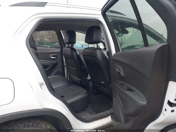 3GNCJLSB6HL197403 2017 CHEVROLET TRAX - Image 8
