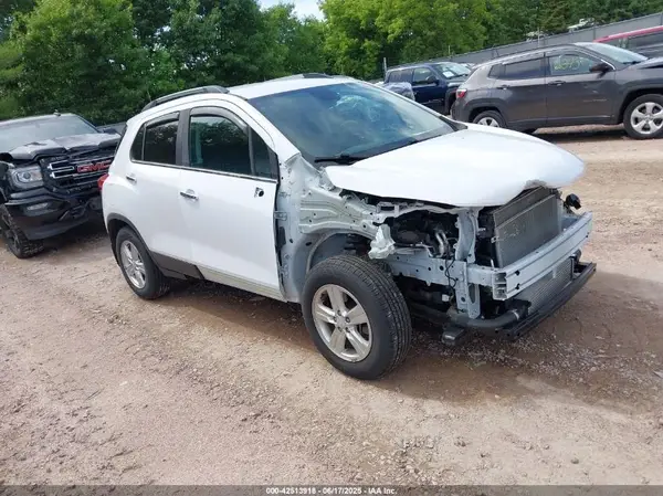 3GNCJLSB6HL262346 2017 CHEVROLET TRAX - Image 1