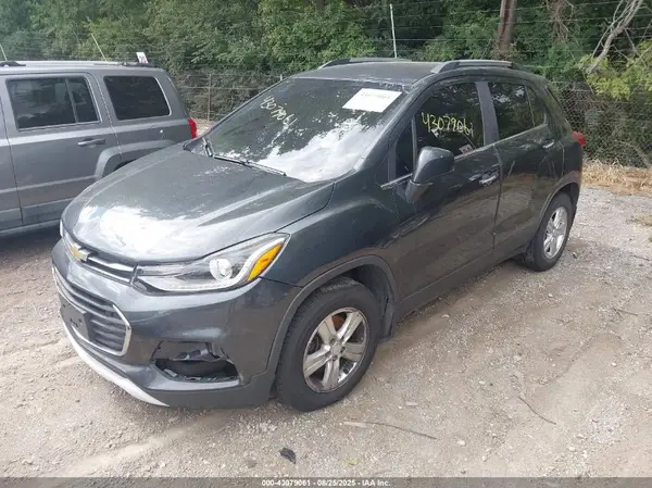 3GNCJLSB6HL274206 2017 CHEVROLET TRAX - Image 2