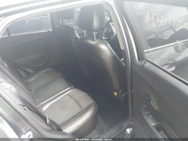 3GNCJLSB6HL274206 2017 CHEVROLET TRAX - Image 8