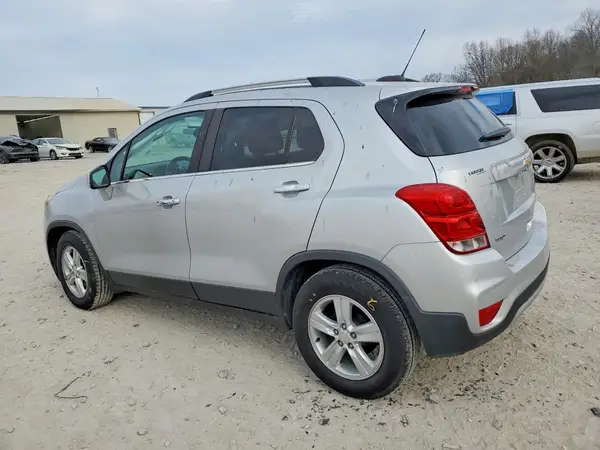3GNCJLSB6HL278160 2017 CHEVROLET TRAX - Image 2