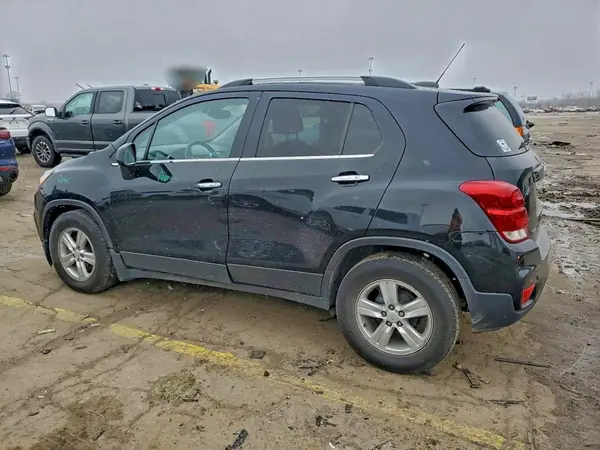 3GNCJLSB6HL286503 2017 CHEVROLET TRAX - Image 2