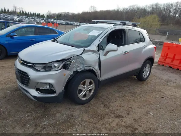 3GNCJLSB6HL286727 2017 CHEVROLET TRAX - Image 2