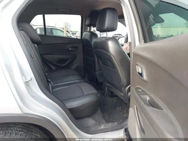 3GNCJLSB6HL286727 2017 CHEVROLET TRAX - Image 8