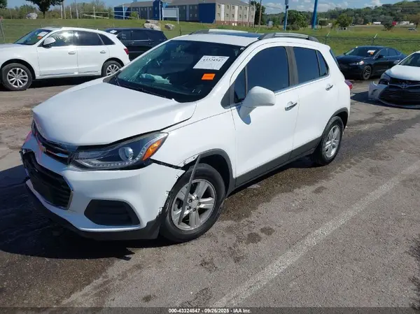3GNCJLSB6JL169994 2018 CHEVROLET TRAX - Image 2