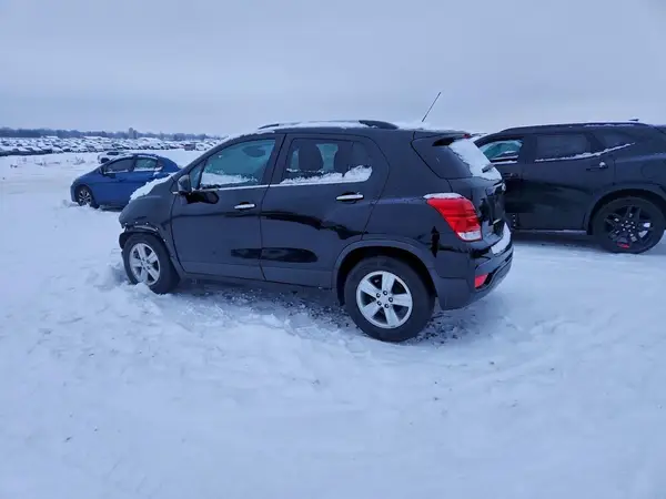 3GNCJLSB6JL176265 2018 CHEVROLET TRAX - Image 2