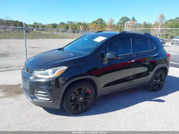 3GNCJLSB6JL195950 2018 CHEVROLET TRAX - Image 2
