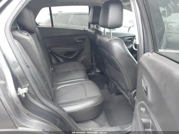 3GNCJLSB6JL196757 2018 CHEVROLET TRAX - Image 8