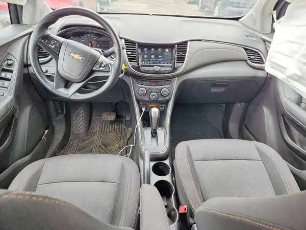 3GNCJLSB6JL213895 2018 CHEVROLET TRAX - Image 8