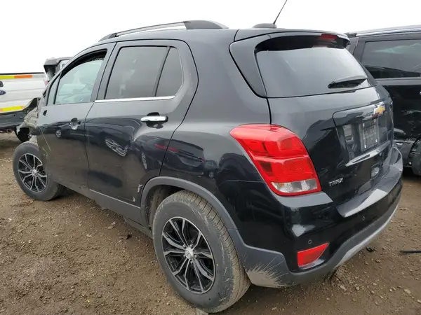3GNCJLSB6JL240109 2018 CHEVROLET TRAX - Image 2