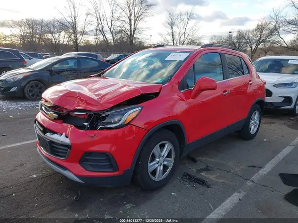 3GNCJLSB6JL262319 2018 CHEVROLET TRAX - Image 2