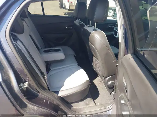 3GNCJLSB6JL289858 2018 CHEVROLET TRAX - Image 8