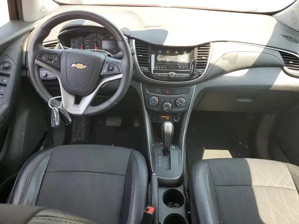 3GNCJLSB6JL294638 2018 CHEVROLET TRAX - Image 8