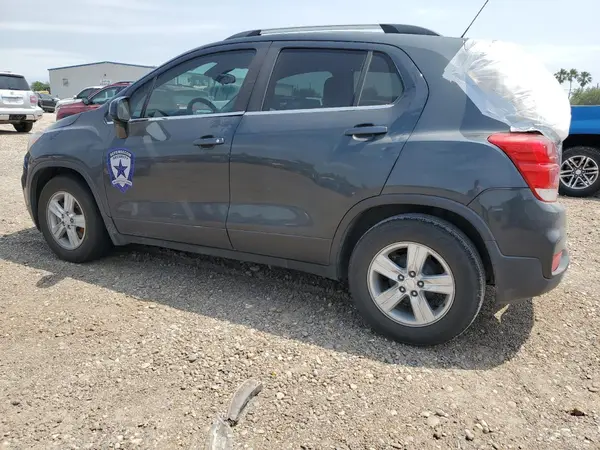 3GNCJLSB6JL334555 2018 CHEVROLET TRAX - Image 2