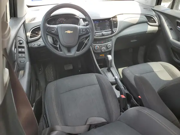 3GNCJLSB6JL334555 2018 CHEVROLET TRAX - Image 8