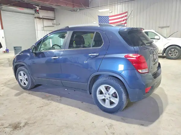 3GNCJLSB6JL368611 2018 CHEVROLET TRAX - Image 2