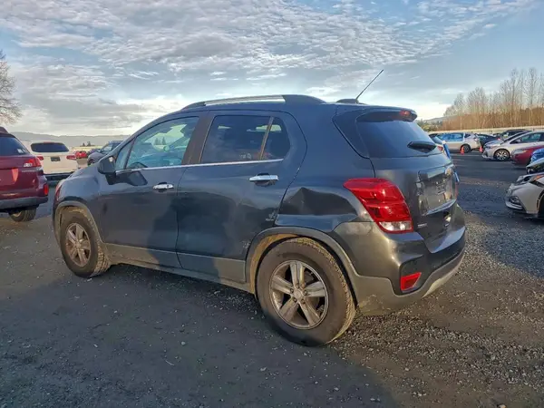 3GNCJLSB6JL397381 2018 CHEVROLET TRAX - Image 2