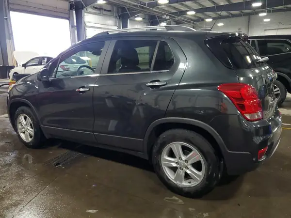 3GNCJLSB6KL125382 2019 CHEVROLET TRAX - Image 2