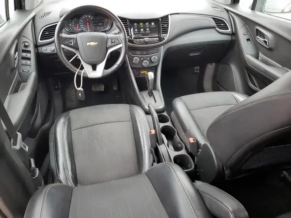 3GNCJLSB6KL150735 2019 CHEVROLET TRAX - Image 8