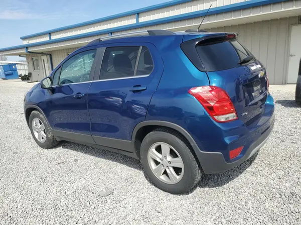 3GNCJLSB6KL165784 2019 CHEVROLET TRAX - Image 2