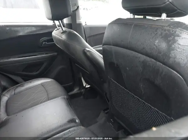 3GNCJLSB6KL194508 2019 CHEVROLET TRAX - Image 8