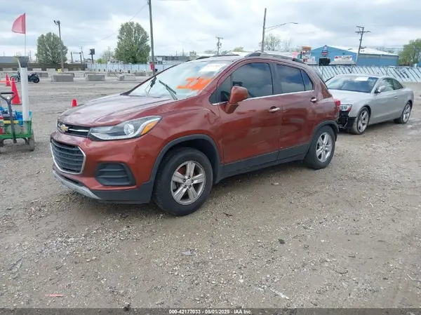 3GNCJLSB6KL238085 2019 CHEVROLET TRAX - Image 2