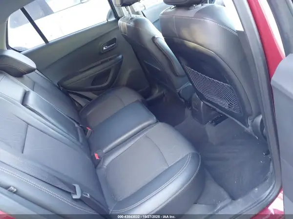3GNCJLSB6KL241021 2019 CHEVROLET TRAX - Image 8