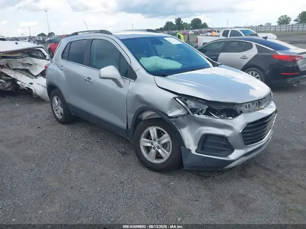 3GNCJLSB6KL255341 2019 CHEVROLET TRAX - Image 1