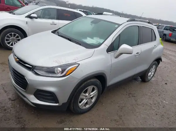 3GNCJLSB6KL287609 2019 CHEVROLET TRAX - Image 2
