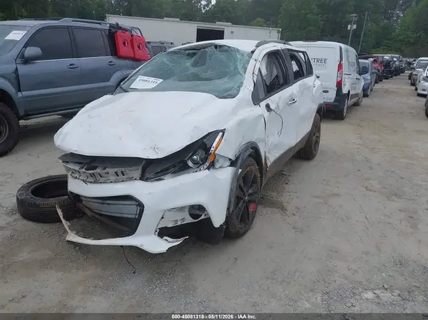 3GNCJLSB6KL329826 2019 CHEVROLET TRAX - Image 2