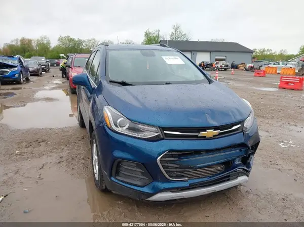 3GNCJLSB6KL339806 2019 CHEVROLET TRAX - Image 1