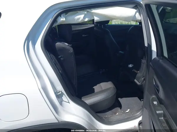 3GNCJLSB6KL348487 2019 CHEVROLET TRAX - Image 8