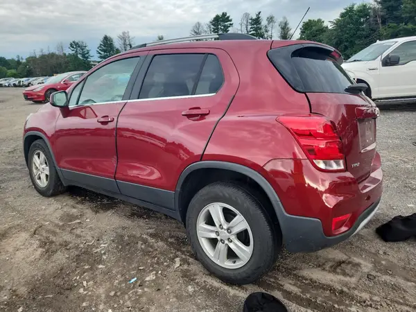 3GNCJLSB6KL362390 2019 CHEVROLET TRAX - Image 2