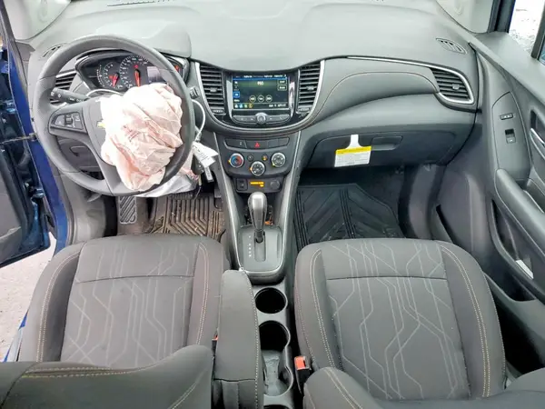 3GNCJLSB6KL366942 2019 CHEVROLET TRAX - Image 8
