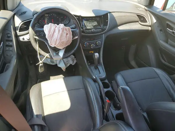 3GNCJLSB6KL372241 2019 CHEVROLET TRAX - Image 8