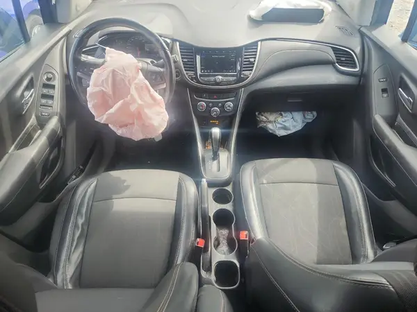 3GNCJLSB6KL378170 2019 CHEVROLET TRAX - Image 8