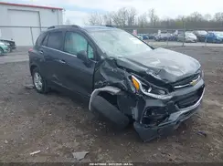 3GNCJLSB6KL385135 2019 CHEVROLET TRAX
