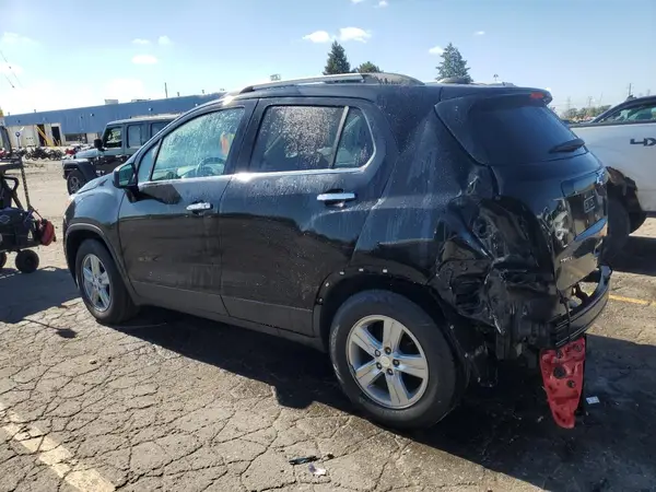 3GNCJLSB6KL402158 2019 CHEVROLET TRAX - Image 2