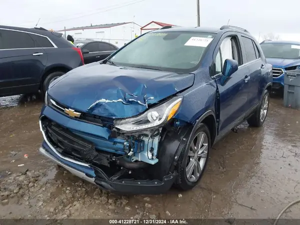3GNCJLSB6LL118367 2020 CHEVROLET TRAX - Image 2