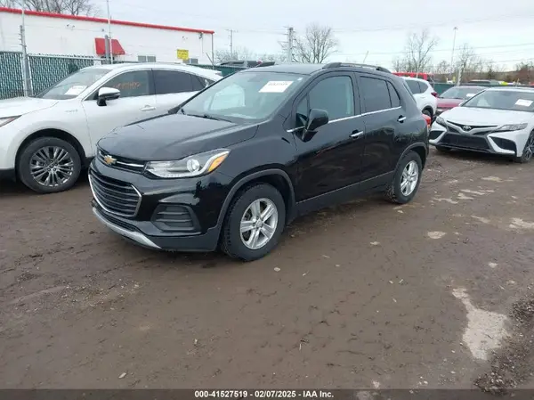 3GNCJLSB6LL139090 2020 CHEVROLET TRAX - Image 2