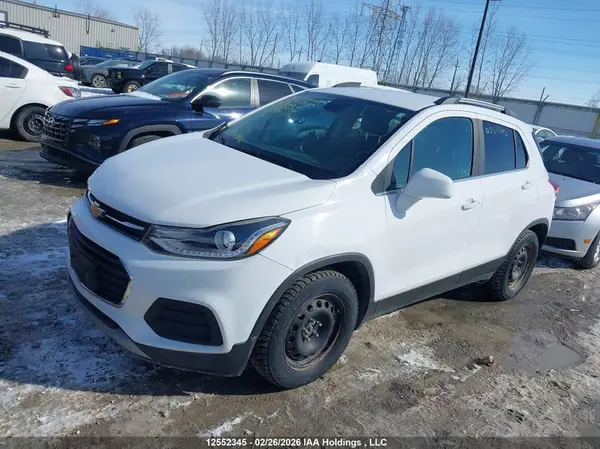 3GNCJLSB6LL147979 2020 CHEVROLET TRAX - Image 2