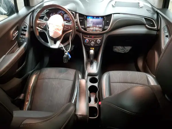 3GNCJLSB6LL176883 2020 CHEVROLET TRAX - Image 8