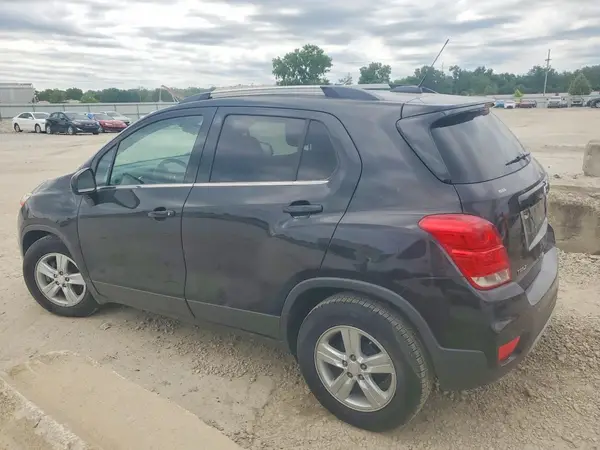 3GNCJLSB6LL181792 2020 CHEVROLET TRAX - Image 2