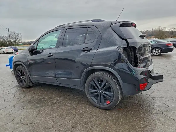 3GNCJLSB6LL196454 2020 CHEVROLET TRAX - Image 2