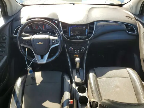 3GNCJLSB6LL212314 2020 CHEVROLET TRAX - Image 8