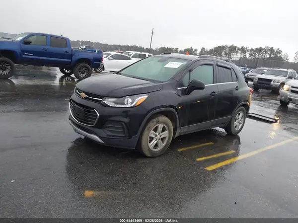 3GNCJLSB6LL227492 2020 CHEVROLET TRAX - Image 2