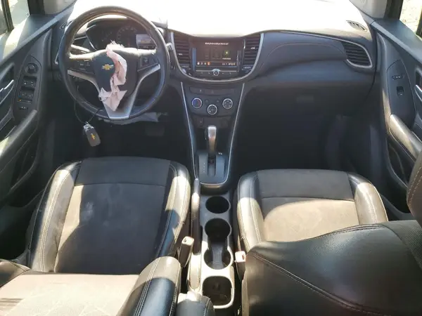 3GNCJLSB6LL283240 2020 CHEVROLET TRAX - Image 8