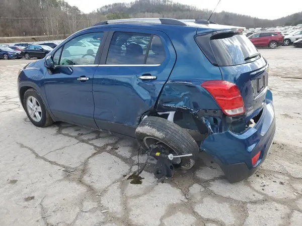 3GNCJLSB6LL310145 2020 CHEVROLET TRAX - Image 2